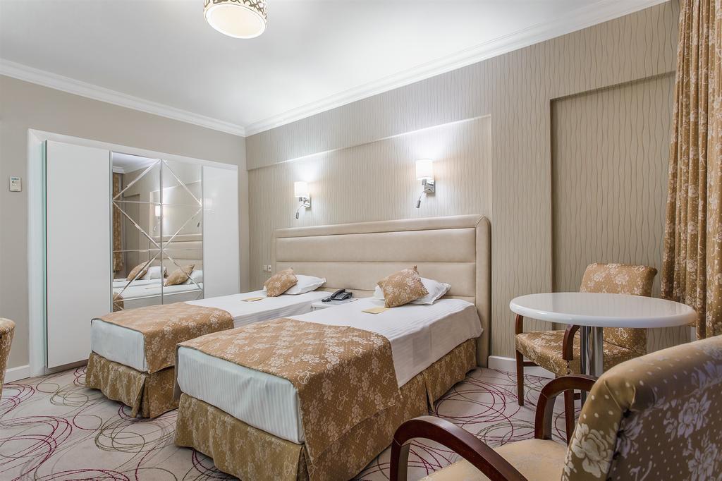 Kilim Hotel Izmir Esmirna Quarto foto