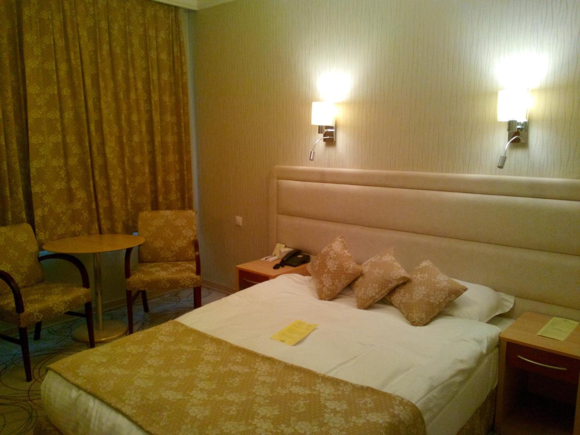 Kilim Hotel Izmir Esmirna Quarto foto